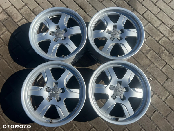 Alufelgi AUDI A4 B8 A5 8T0601025B 5x112
