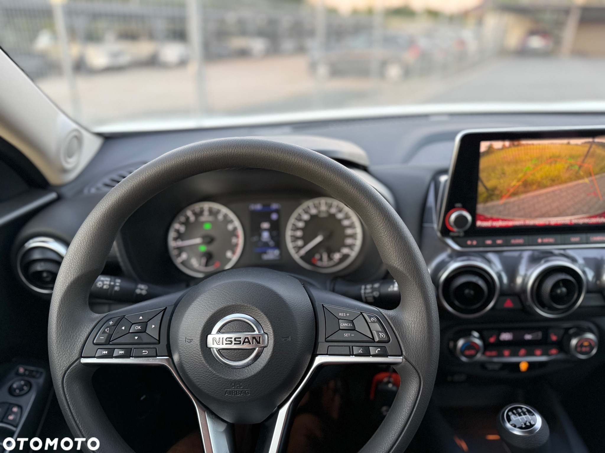 Nissan Juke 1.0 DIG-T Acenta - 26