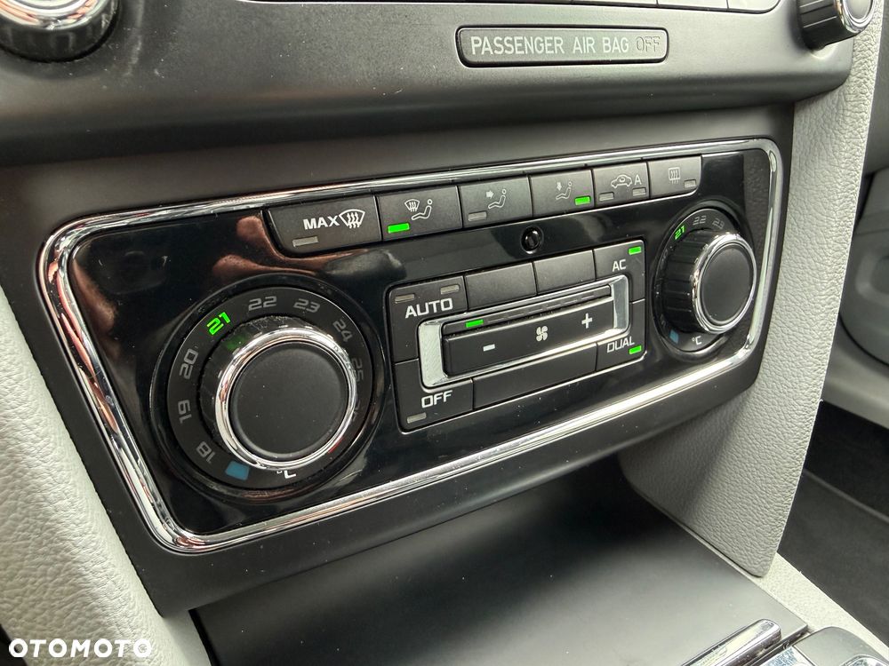 Skoda Superb 1.8 TSI FAMILY - 14