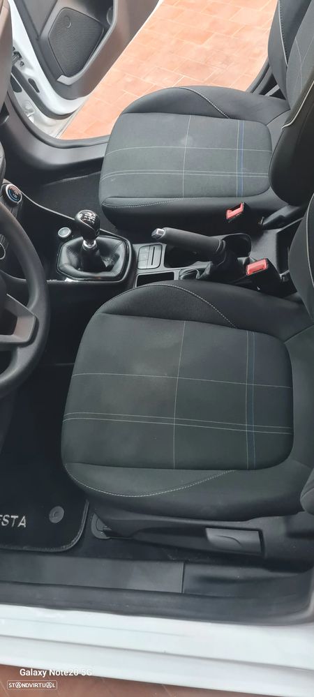 Ford Fiesta 1.0 EcoBoost Active - 11