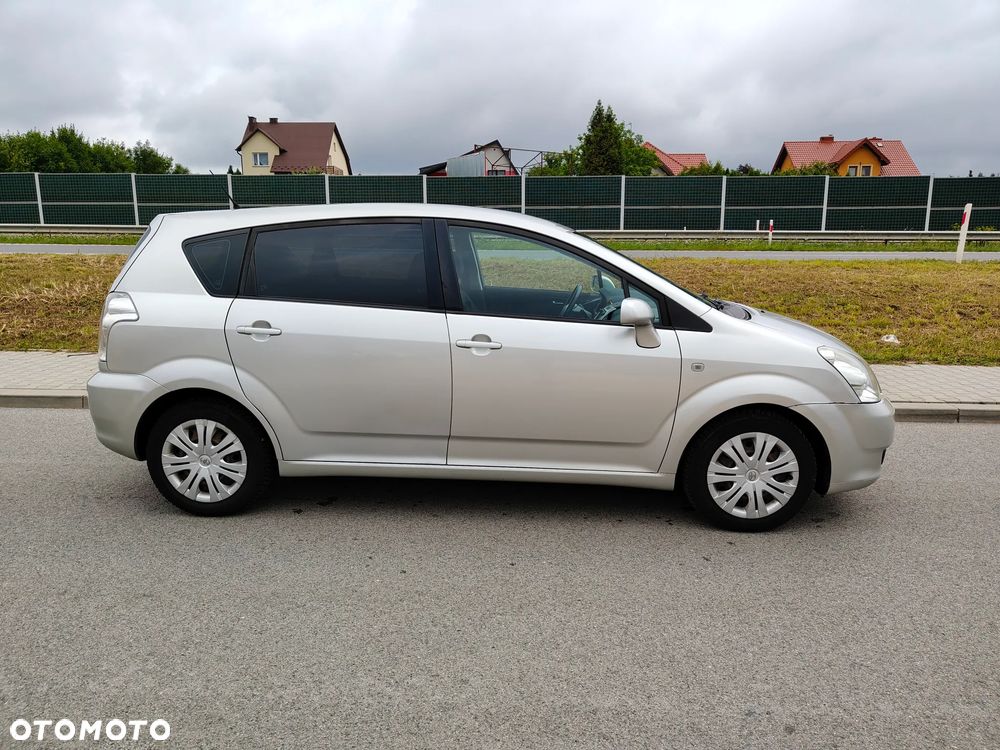 Toyota Corolla Verso 1.8 Sol 7os MM - 28
