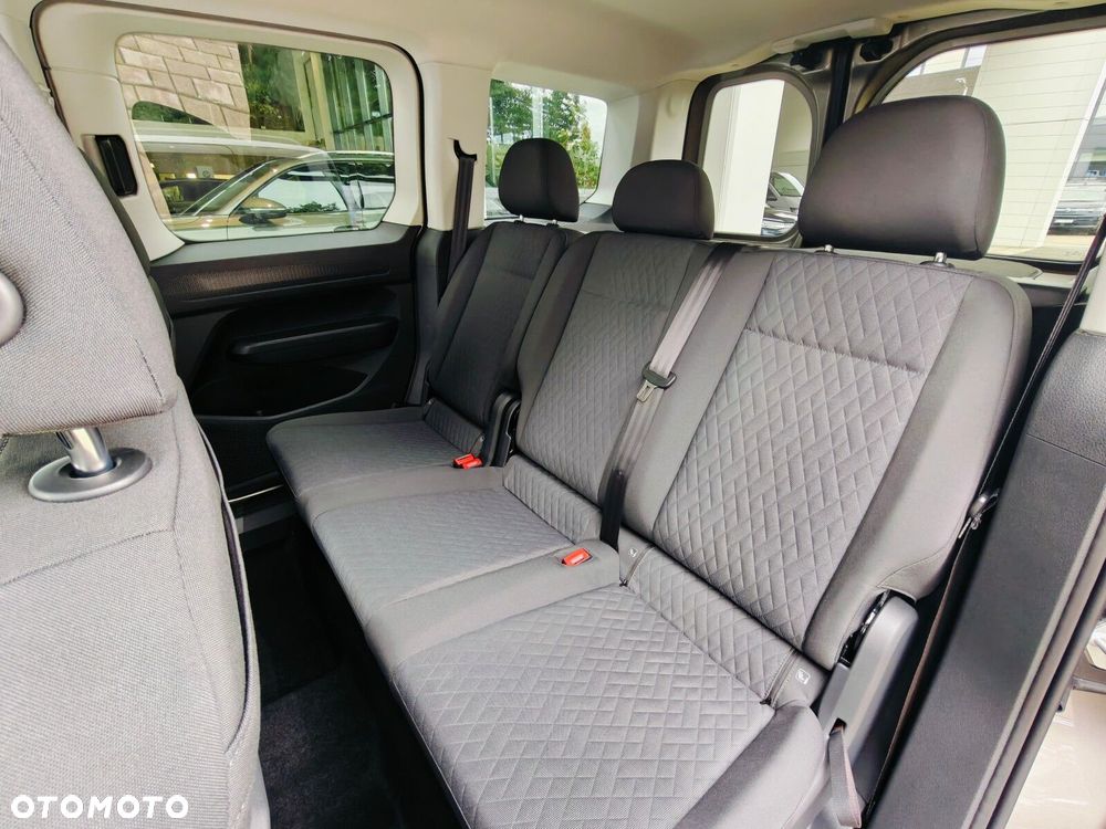 Volkswagen Caddy 1.5 TSI Life DSG - 15