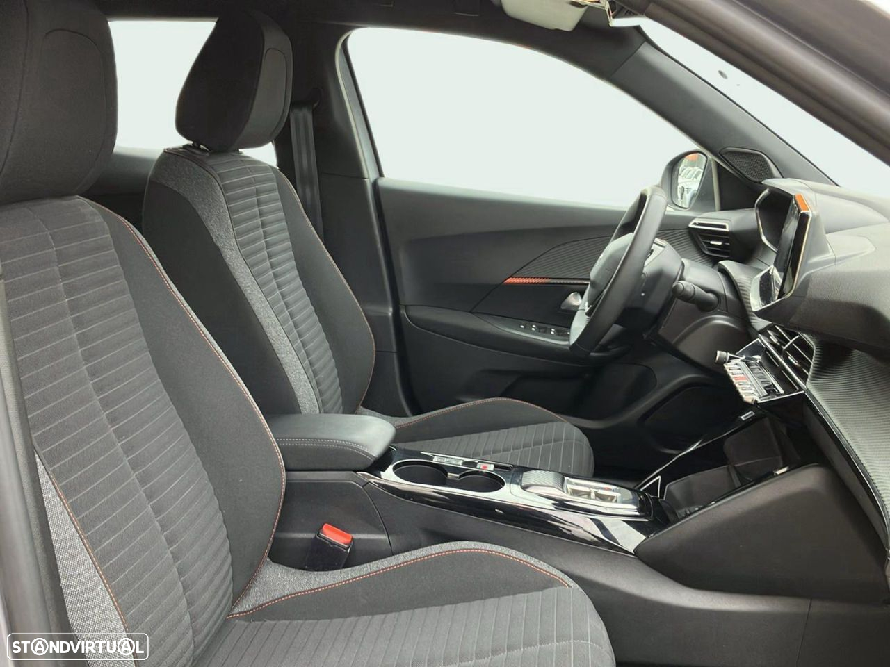 Peugeot e-2008 50 kWh Active - 14