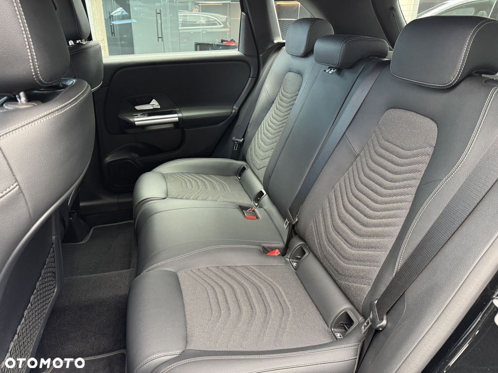 Mercedes-Benz Klasa B 220 d Progressive 8G-DCT - 15