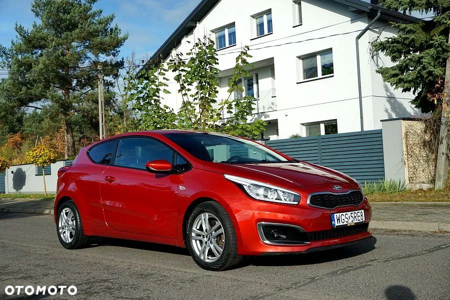 Kia ProCeed - 23