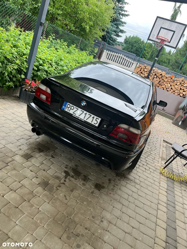 BMW Seria 5 - 32