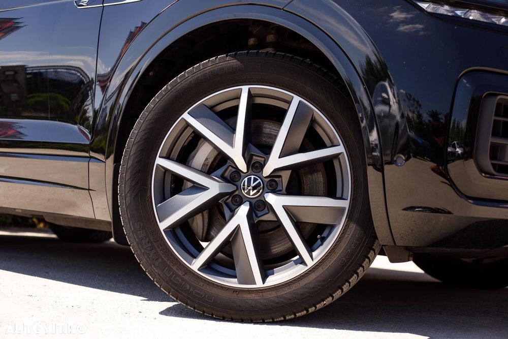 Volkswagen Touareg - 9