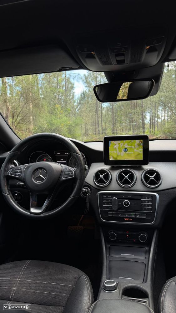 Mercedes-Benz CLA 200 - 24