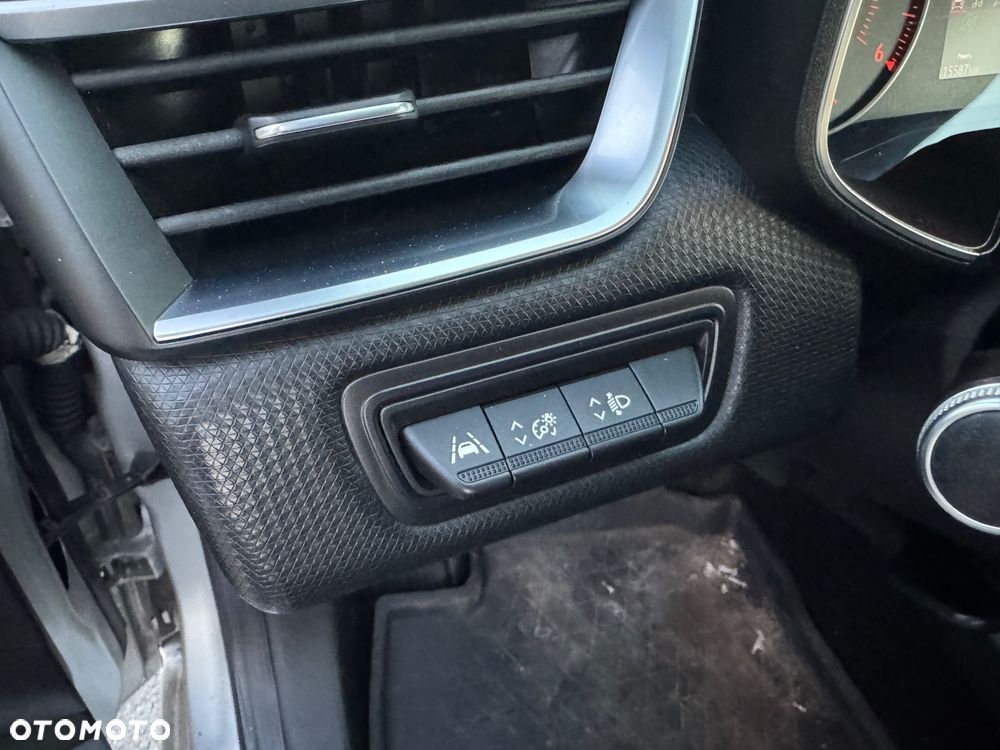 Renault Clio BLUE dCi 85 EXPERIENCE - 12