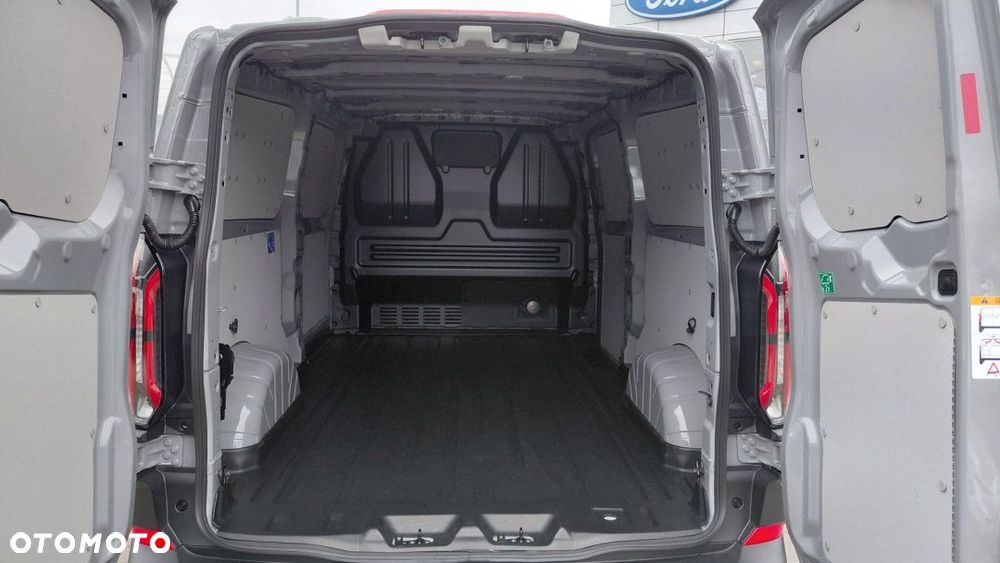 Ford Tourneo Custom - 7