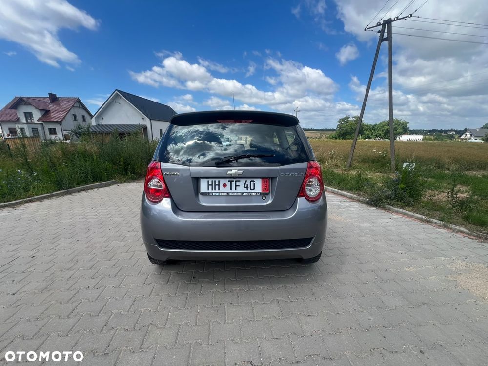 Chevrolet Aveo - 17
