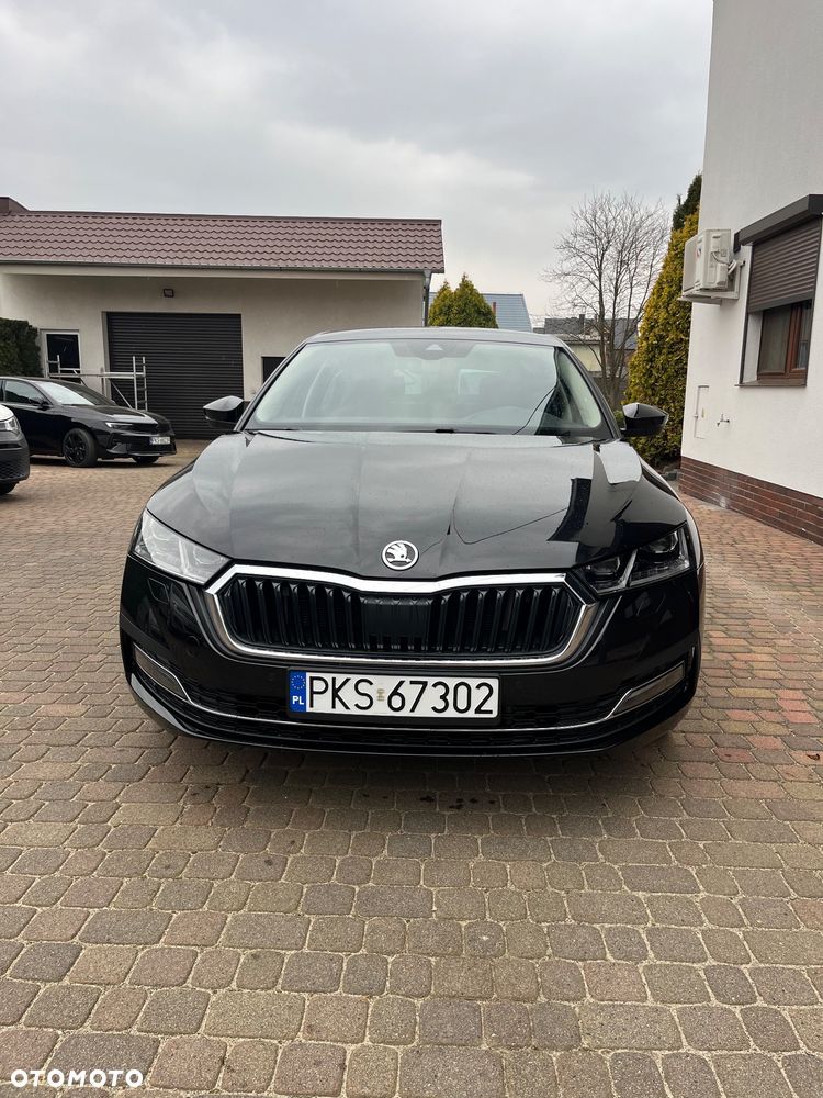 Skoda Octavia 1.4 TSI DSG Clever - 2
