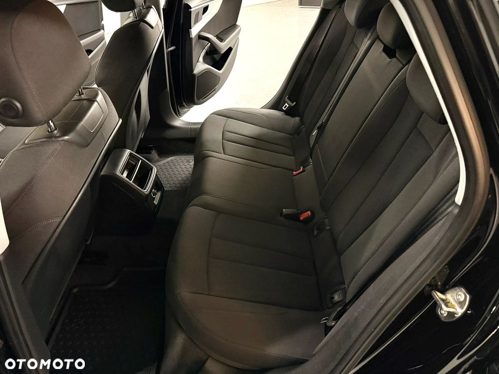 Audi A4 Avant 2.0 TDI DPF Ambition - 18