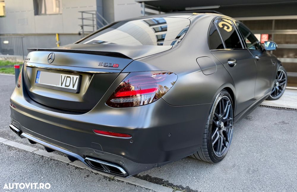 Mercedes-Benz E AMG 63 S 4MATIC - 4