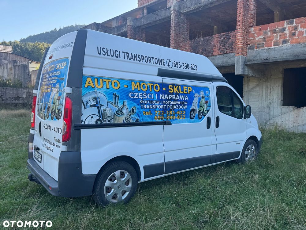 Renault Trafic - 10