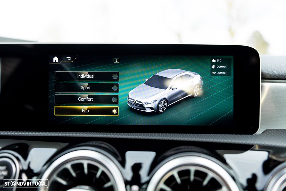 Mercedes-Benz A 180 d AMG Line Aut. - 34