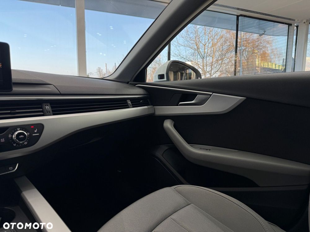 Audi A4 Limousine 35 TFSI S tronic - 26