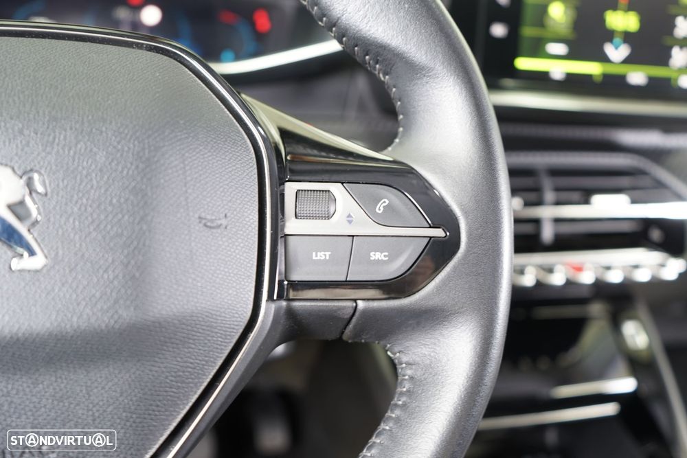 Peugeot 2008 1.2 PureTech Allure Pack - 23