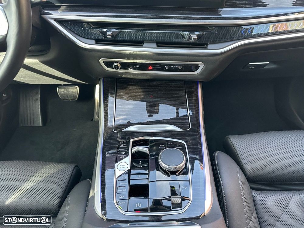 BMW X5 50 e xDrive Edição Desportiva M - 11