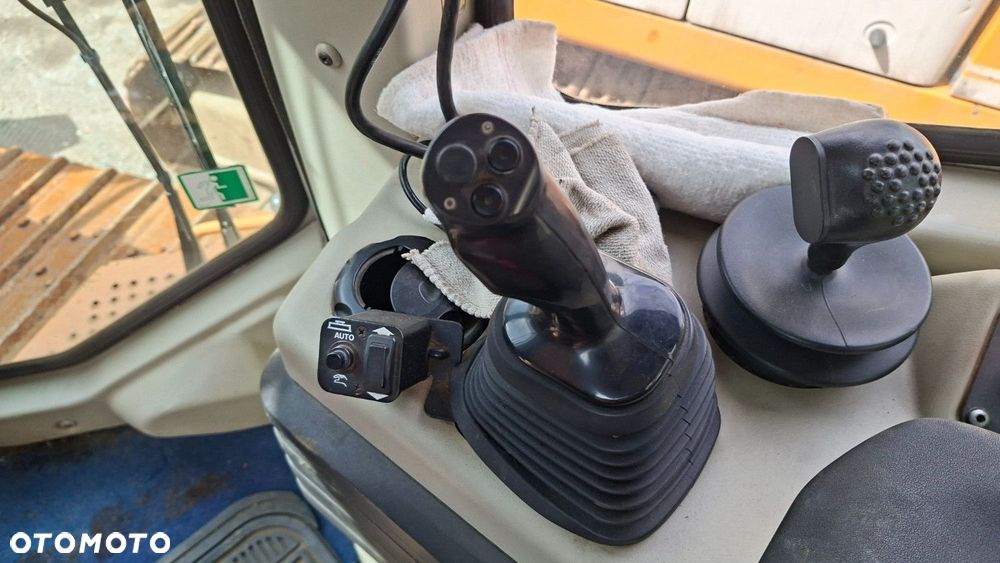 Liebherr Pr 724 Xl + Trimble - 11