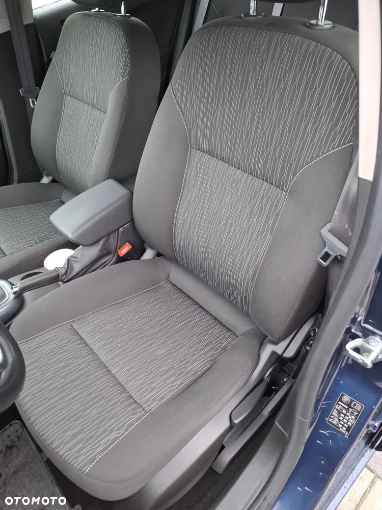 Opel Astra IV 1.6 Active - 5