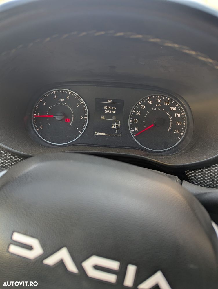 Dacia Logan TCe 90 MT5 Comfort - 5