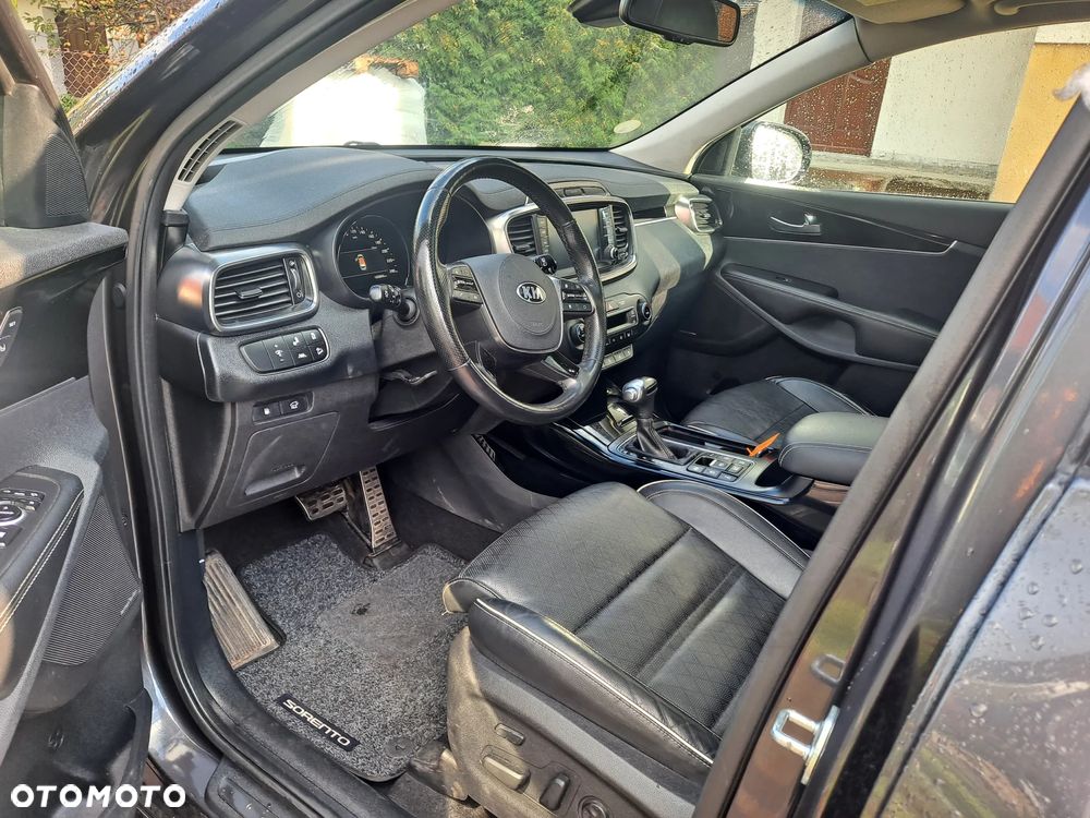 Kia Sorento 2.2 CRDi AWD GT Line - 8