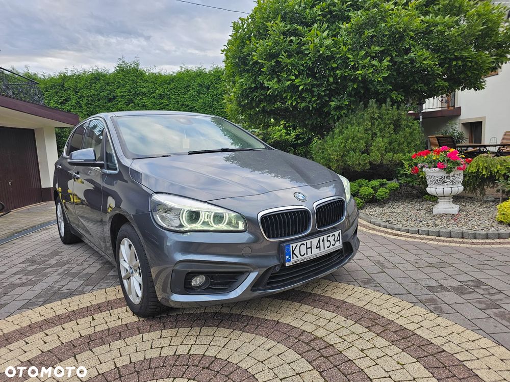 BMW Seria 2 216d Luxury Line - 1