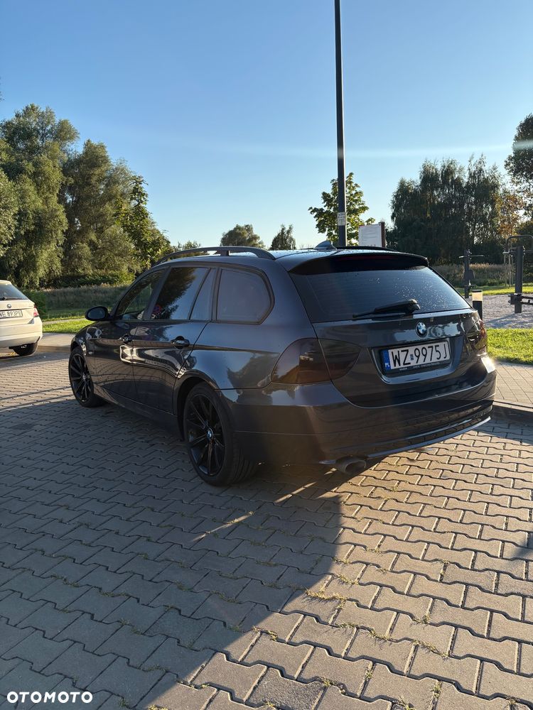 BMW Seria 3 320d DPF - 3