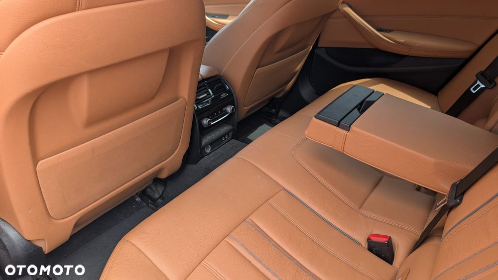 BMW Seria 5 540d xDrive Luxury Line - 8