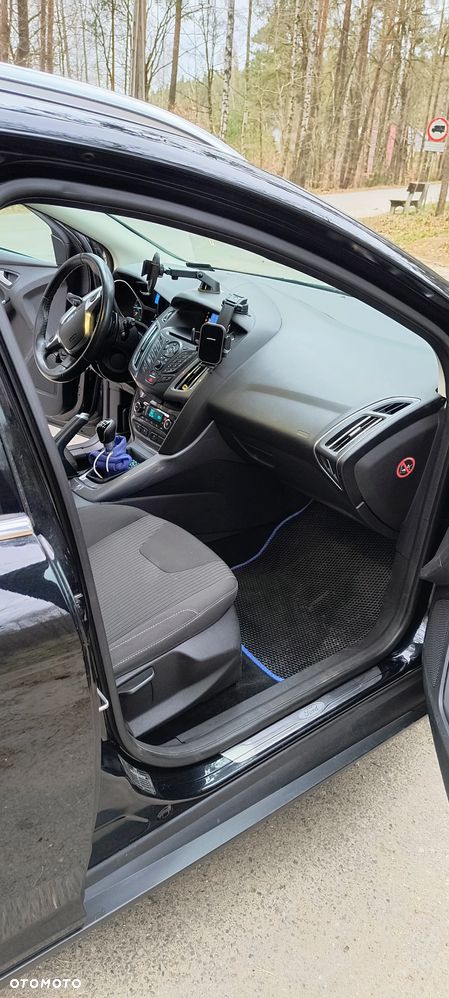 Ford Focus 1.6 TDCi DPF Titanium - 12