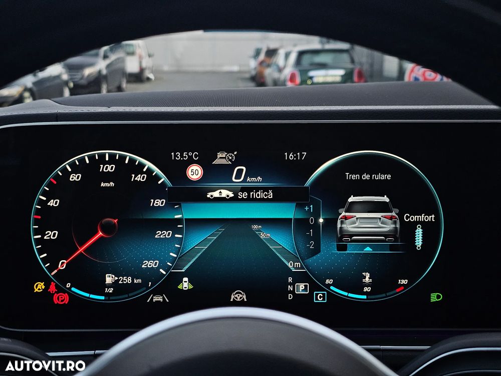 Mercedes-Benz GLE 400 d 4Matic 9G-TRONIC AMG Line - 13