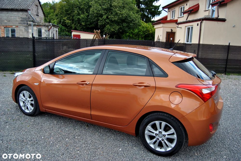 Hyundai i30 1.4 Trend - 13