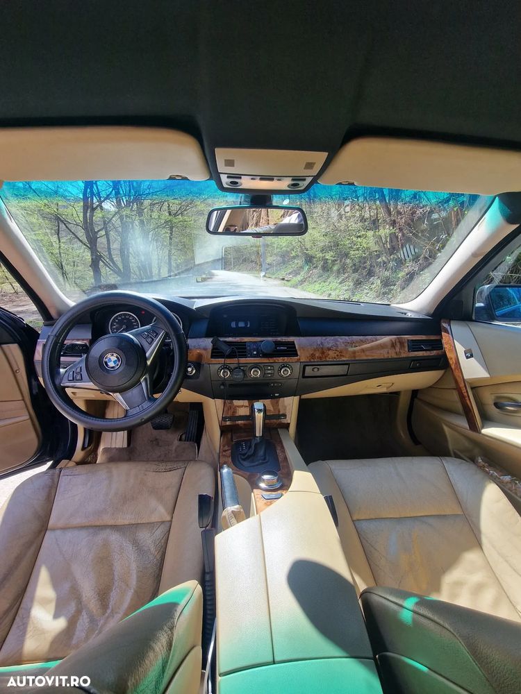 BMW Seria 5 520d Aut. Special Edition - 8