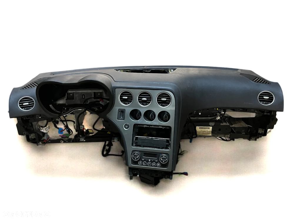 ALFA ROMEO	159		DESKA ROZDZIELCZA	AIRBAG KIEROWCY + PASY - 1