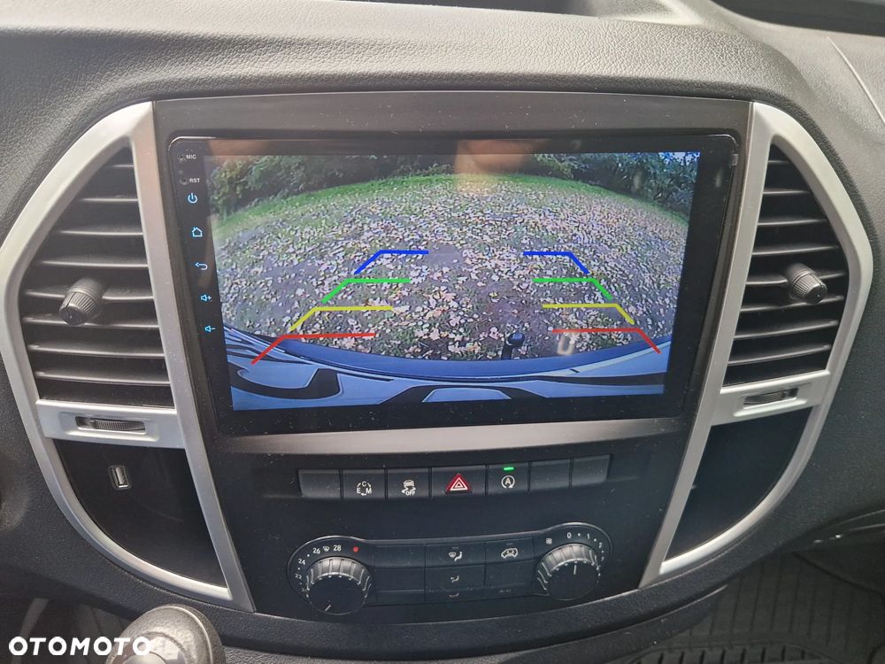 Mercedes-Benz Vito - 22