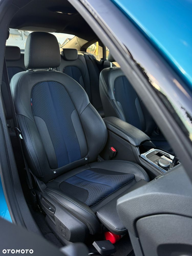 BMW Seria 2 218d M Sport - 12