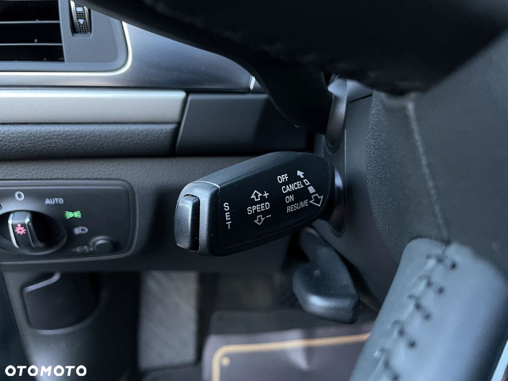 Audi A6 Avant 2.0 TDI Ultra S tronic - 26