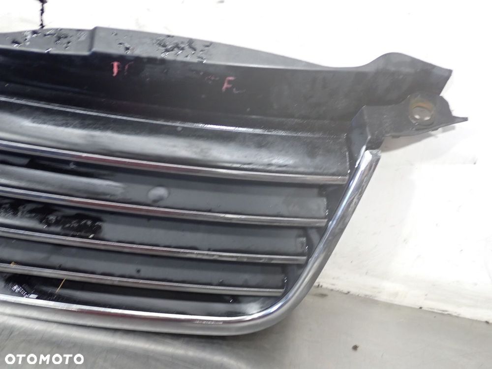GRILL ATRAPA VOLKSWAGEN PASSAT 1.9 3B0853651L - 4