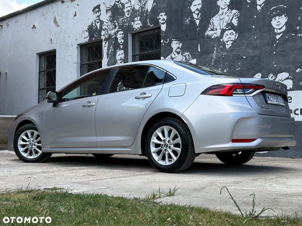 Toyota Corolla 1.5 Comfort - 23