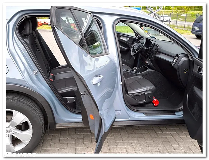Volvo XC 40 D3 Geartronic Momentum - 39
