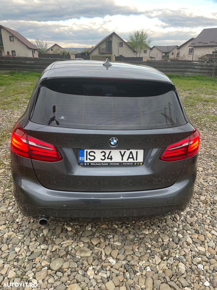 BMW Seria 2 214d Sport Line - 13