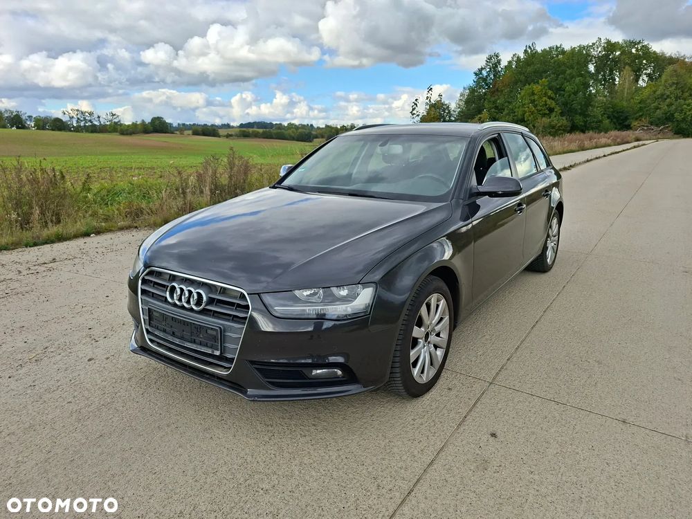 Audi A4 - 1