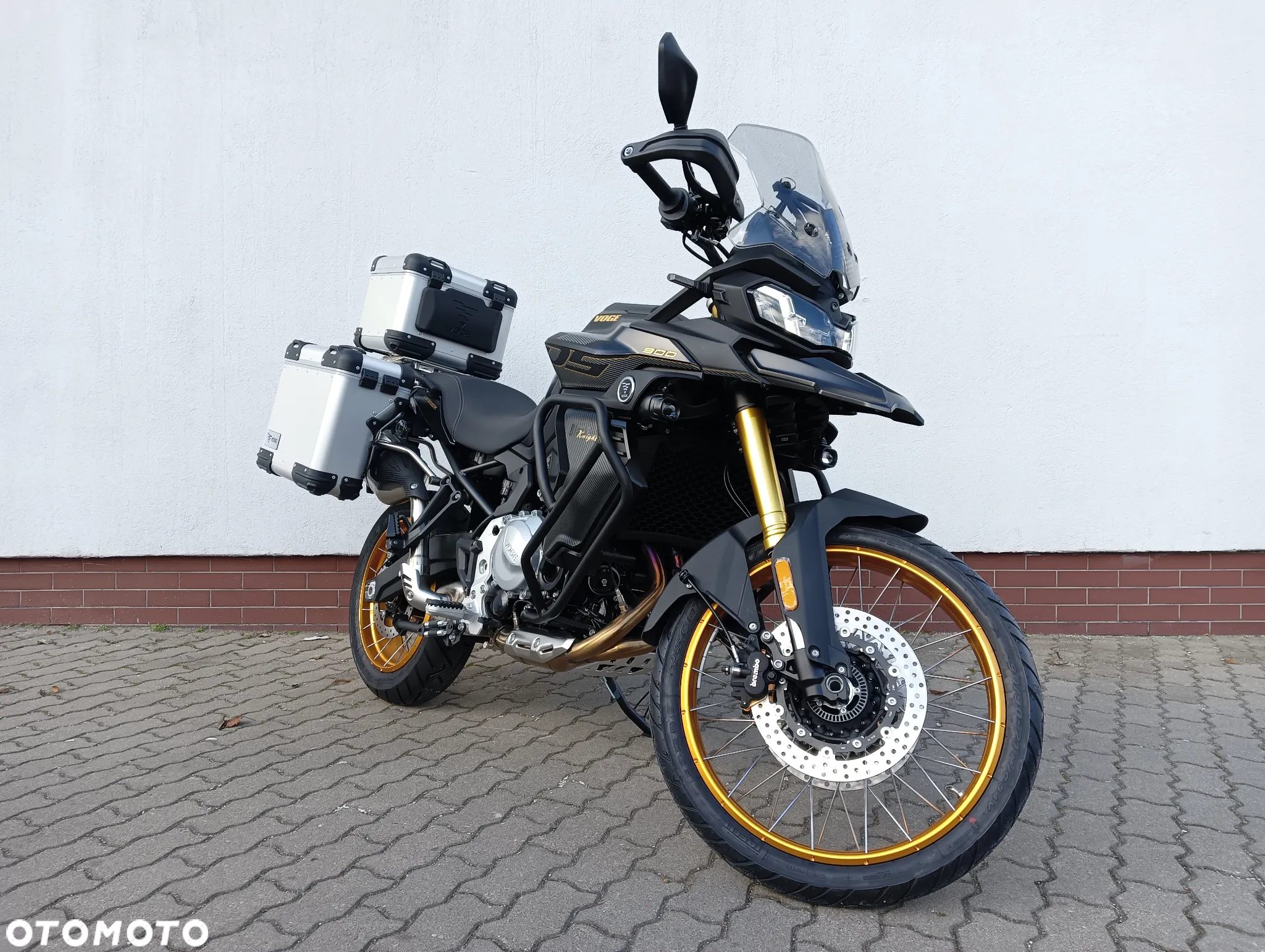 VOGE 900DSX - 6