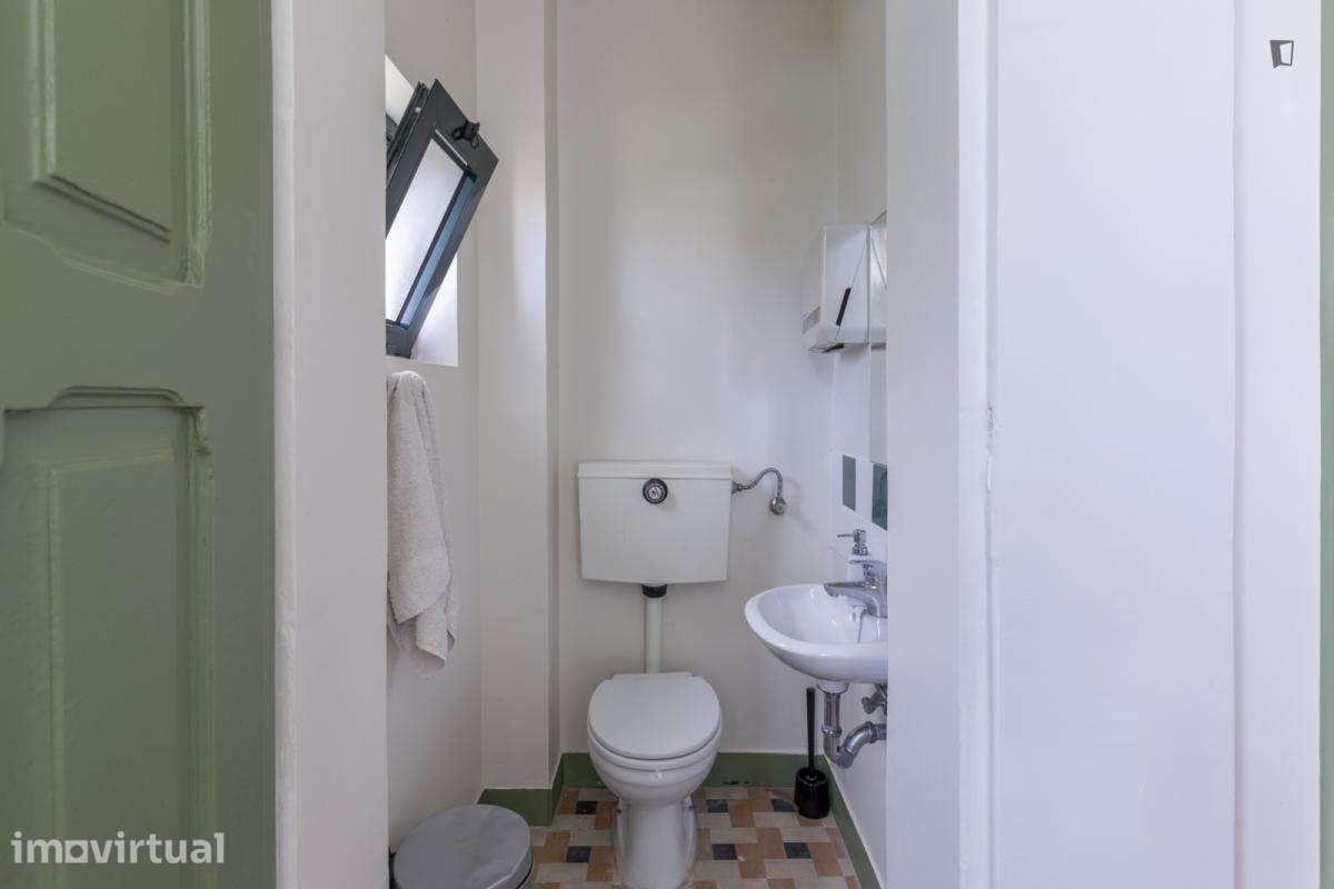 Quarto - localizado em Paranhos Porto - Grande imagem: 3/22