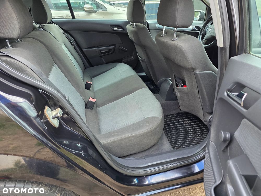 Opel Astra 1.7 CDTI Edition - 4