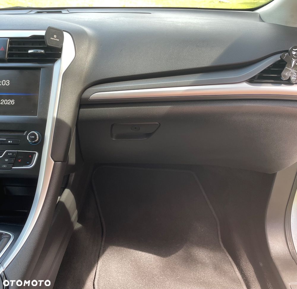 Ford Mondeo - 18