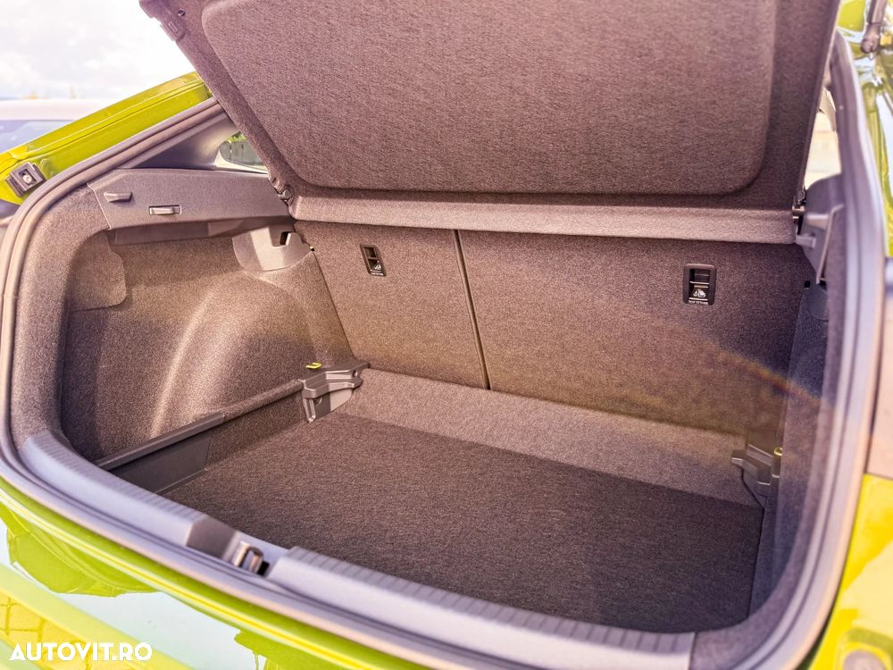 Volkswagen Taigo 1.5 TSI DSG R-Line - 21