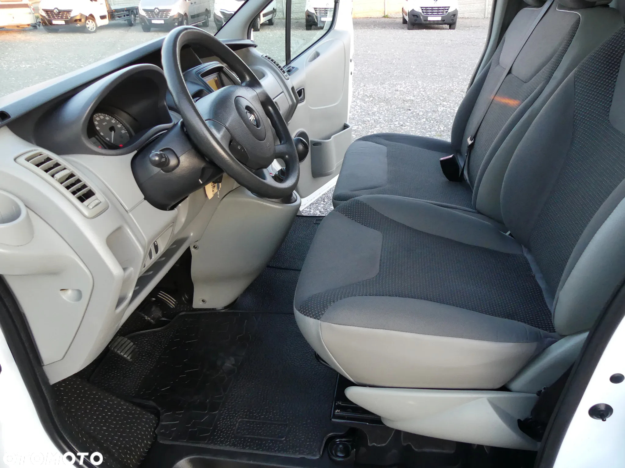 Opel VIVARO 2.0CDTI*115KM*2013r. - 10