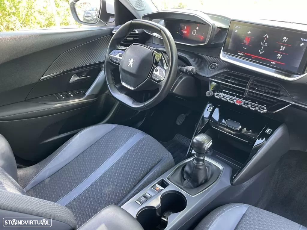 Peugeot 2008 1.2 PureTech Allure - 34